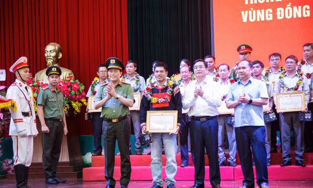 Nhân rộng mô hình toàn dân bảo vệ an ninh tổ quốc vùng đồng bào dân tộc thiểu số 