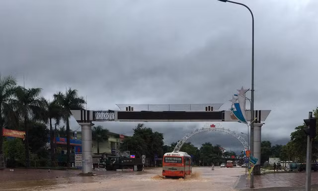 Vì sao Hà Nội và một số tỉnh phía Bắc mưa ít hơn dự báo?