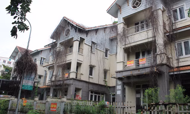 Nguyên nhân nhà xây sẵn ở Hà Nội và TP HCM đồng loạt tăng giá