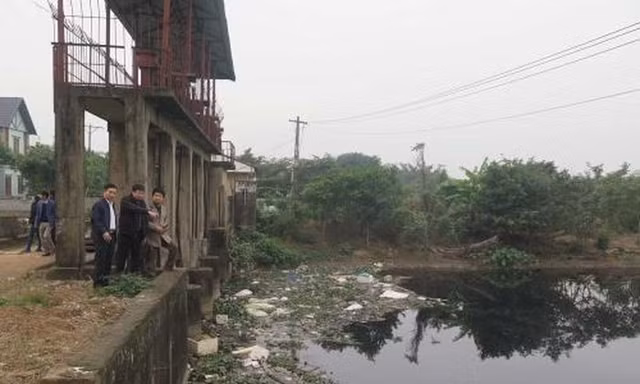 Cử tri Hưng Yên kiến nghị giải cứu các 'dòng sông chết'