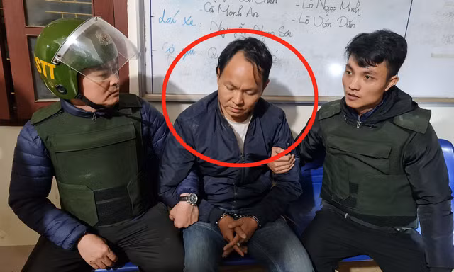 Đã bắt được đối tượng vận chuyển 22 bánh ma túy bỏ chạy, dùng súng chống trả công an