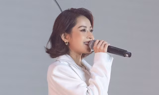 Chi Pu khoe vũ đạo cực cháy, tiết lộ từng sợ lên mạng vì đọc quá nhiều chỉ trích