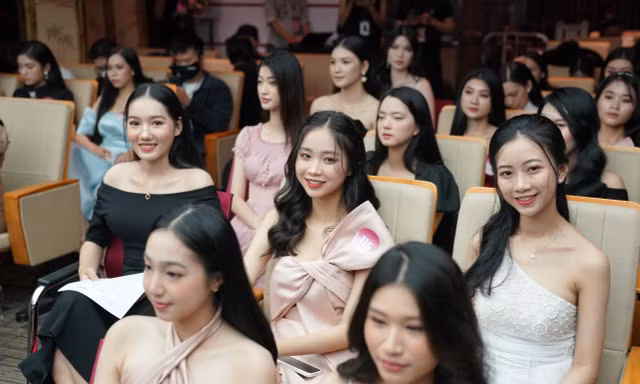 Sơ khảo Hoa hậu Việt Nam 2022: Dàn thí sinh sở hữu nhan sắc ấn tượng cùng câu chuyện truyền cảm hứng