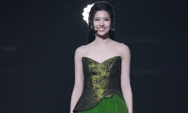 'Đọ mic' cùng diva Hoa ngữ Tát Đỉnh Đỉnh nhưng Suni Hạ Linh gây tiếc khi không thành đoàn tại 'Đạp gió 2024'