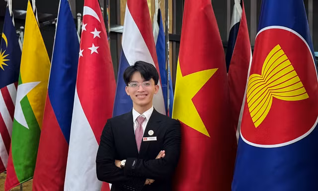 Thầy giáo gen Z và hành trình tham gia Tàu thanh niên Đông Nam Á - Nhật Bản 2024 