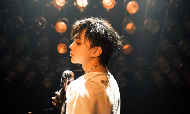 Chuyện gì khiến 'lãng tử suy tình' của showbiz Việt SOOBIN khóc hết mắt, liên quan đến người yêu cũ?
