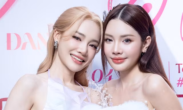 Nhân đôi 'visual' khi Nhã Phương khoe nhan sắc không tì vết bên cạnh 'mỹ nhân chuyển giới' Đan Tiên