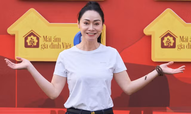 Diễn viên phim 'Hương vị tình thân' tiết lộ về khoảng thời gian khó khăn, không biết lấy tiền ở đâu để nuôi con