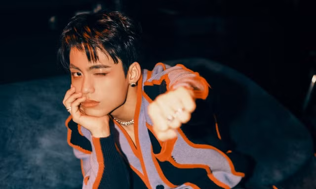 Sau bản hit 'Waiting for you', MONO trở lại khiến V-net bất ngờ với cú 'plot twist' ấn tượng