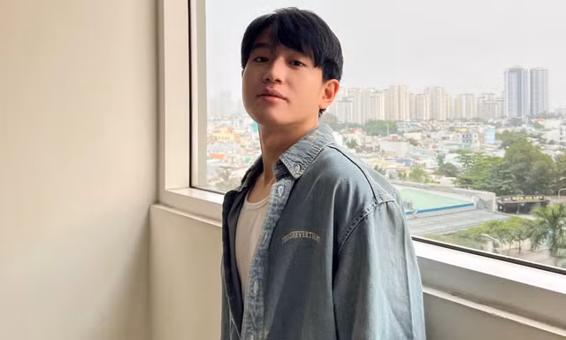 ‘Hotboy IELTS’ Khiêm Slays: 'Mình mong chúng ta sẽ là người mang tâm thế học cả đời'