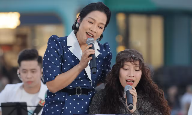 Diva Mỹ Linh chia sẻ về khoảnh khắc hạnh phúc nhất cuộc đời: 'Là được ngồi trên vai cha ngắm nhìn cả thế giới'