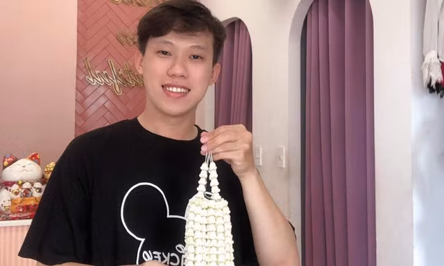 Chàng trai lấy ý tưởng sáng tạo từ hoa lá thành công việc kiếm ra tiền mà ‘không ai ngờ đến’