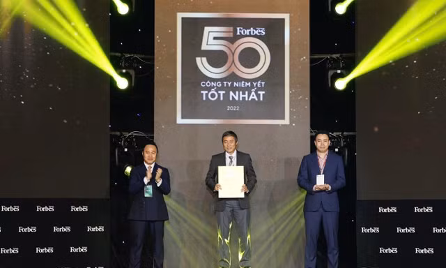 PVFCCo được vinh danh “Top 50 công ty niêm yết tốt nhất” năm 2022 