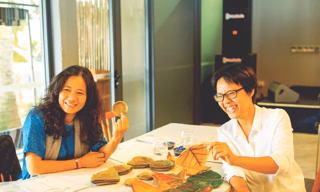 Cuộc phiêu lưu của những chiếc lá 