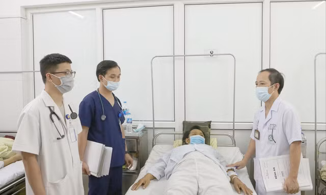 Bệnh nhân mắc viêm gan B được điều trị tại BV 