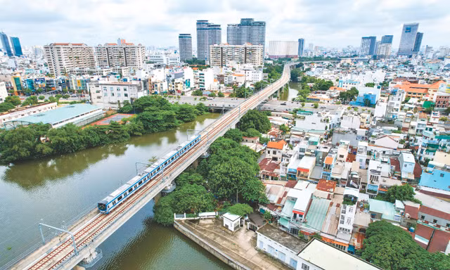 Dự án metro số 1 TPHCM sẽ vận hành thương mại vào cuối năm nay Ảnh: Duy Anh