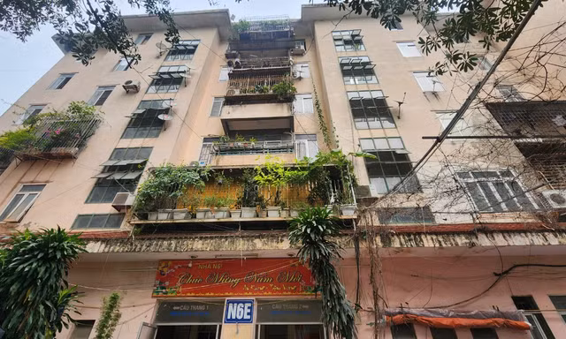 Tòa nhà N6E, Khu tái định cư Trung Hòa - Nhân Chính