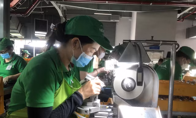 Cty Kềm Nghĩa biến thách thức thành cơ hội để tăng tốc xuất khẩu ảnh: U.P