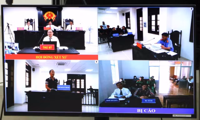 26 năm tù cho kẻ tiếp tay dụ dỗ, đưa người sang Camphuchia trái phép