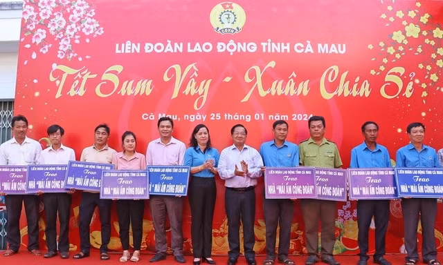 Cà Mau sẽ tổ chức 'Tết Sum vầy - Xuân ơn Đảng'