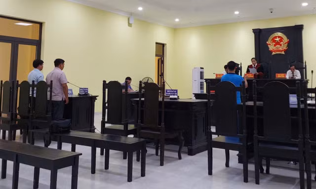 Toà tuyên cụ bà 93 tuổi thắng kiện, huỷ quyết định của chủ tịch huyện ở Cà Mau
