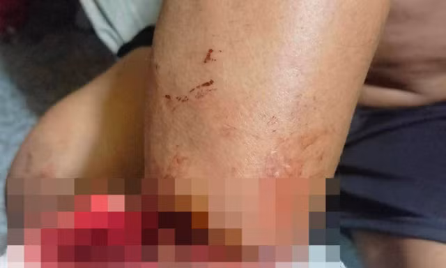 Chủ ghe bị cướp khống chế, lấy tài sản rồi bắt nấu mì tôm cho ăn