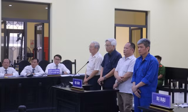 2 cựu giám đốc Sở Xây dựng Cà Mau lĩnh án