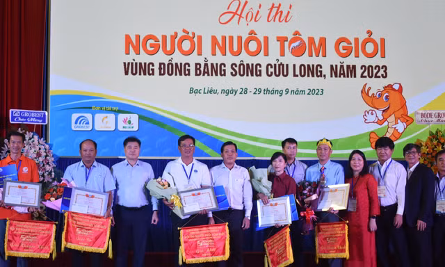 Đội Bạc Liêu đạt giải nhất ‘người nuôi tôm giỏi ĐBSCL’