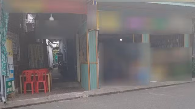 Vụ Phó phòng ở Cà Mau bị bắt vì dâm ô: Nữ sinh trả phòng, chuyển trường