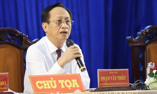 Lý do thay đổi số đường dây nóng của Chủ tịch Bạc Liêu 