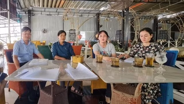 Chi trả sớm chế độ ưu đãi nghề bị cắt sai cho nhân viên y tế ở Cà Mau
