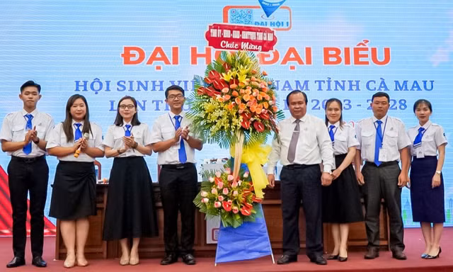 Anh Trần Đăng Khoa làm Chủ tịch Hội Sinh viên Việt Nam tỉnh Cà Mau khóa I 