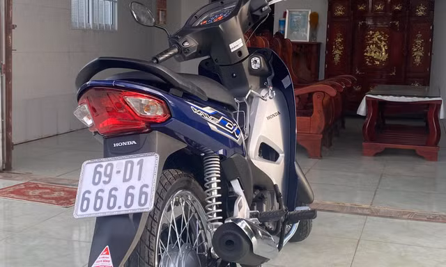 Xe máy biển ngũ quý 666.66 bán giá 'khủng' 235 triệu đồng