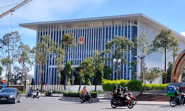 Cà Mau: Phó phòng Nội chính tử vong tại nơi làm việc