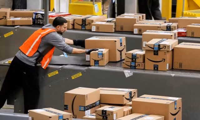 Amazon cố giảm đơn hàng