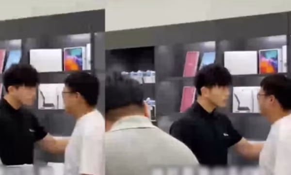 Mua iPhone 12 cho bạn gái rồi bị “đá”, khách đến cửa hàng Apple khóc lóc, muốn hoàn tiền