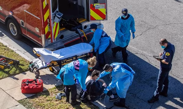 Mỗi phút có thêm 10 người nhiễm virus: Điều gì khiến Los Angeles trở thành “điểm nóng kinh hoàng” như vậy?