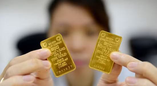 Chuyên gia nói gì việc giá vàng tăng cao kỷ lục?
