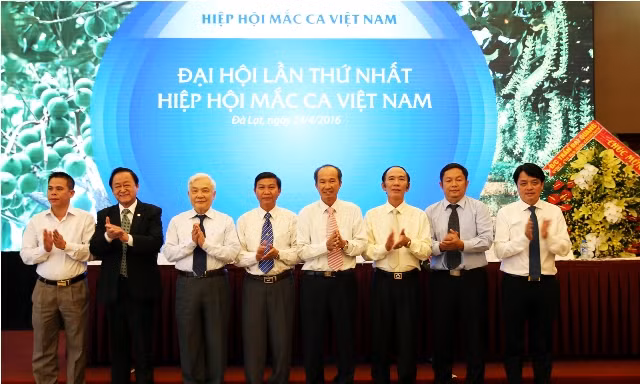Ban Chấp hành Hiệp hội Mắc ca Việt Nam.
