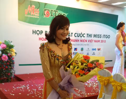 Nữ đại gia ‘đám cưới triệu đô’ tiết lộ nghiệp kinh doanh