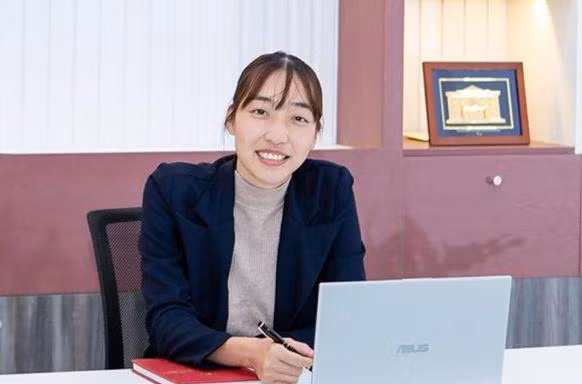 Nữ CEO 9X từ phận làm thuê đến bà chủ lô hàng triệu đô độc quyền