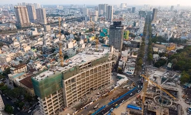 Không thể gỡ nợ xấu nếu tín dụng bất động sản 'đóng băng'