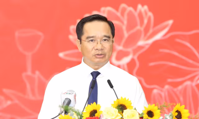 Tân Chủ tịch TPHCM trăn trở 