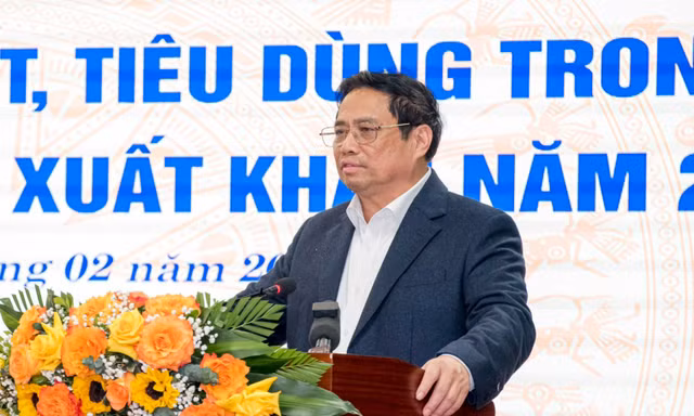 Thủ tướng: Giá điện quá cao thì người dân, doanh nghiệp không chịu được 