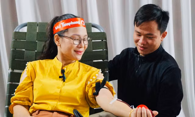 Rộn ràng ngày hội hiến máu Chủ nhật Đỏ ở ‘thủ phủ' sầu riêng