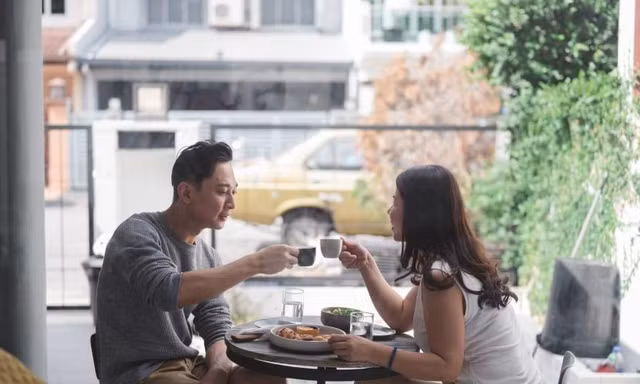 Những người trẻ ngại hẹn hò sau đại dịch