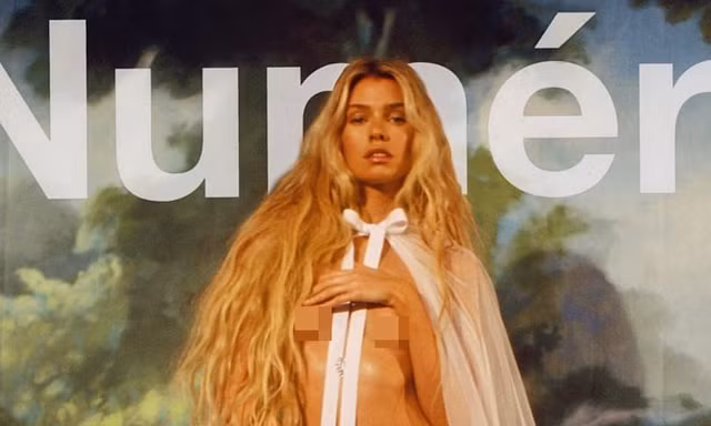 'Thiên thần nội y' Stella Maxwell hở bạo trên bìa tạp chí