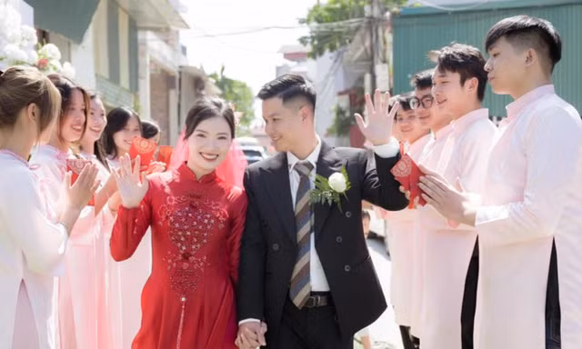 Cặp đôi ở Hà Nội trùng tên 'lạ', kể tình huống hài hước khi về chung nhà