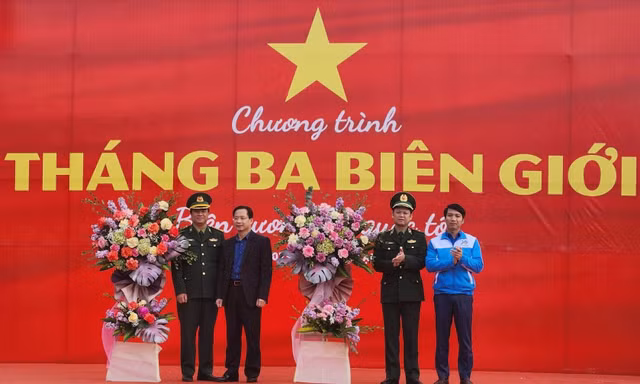 Nhiều công trình, phần việc trong chương trình Tháng Ba biên giới 2023 -Ảnh: Duy Chiến 