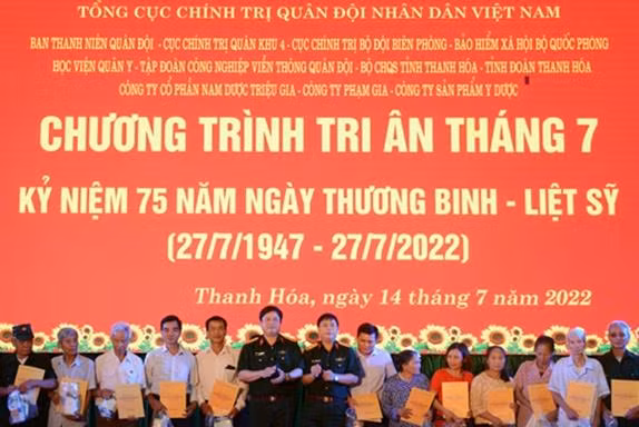 Tuổi trẻ Quân đội tri ân tháng 7